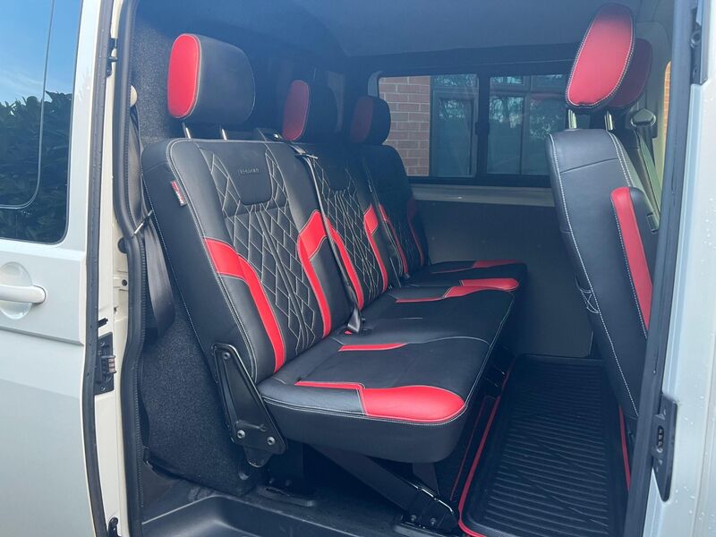 VOLKSWAGEN TRANSPORTER SPORTLINE