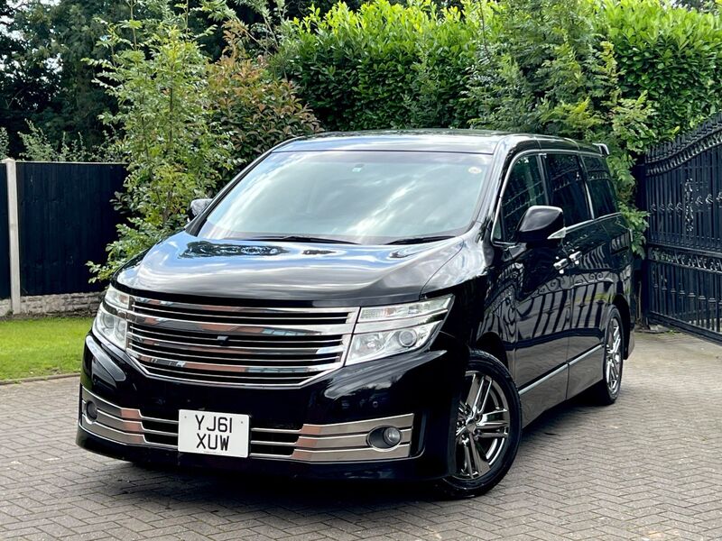 NISSAN ELGRAND