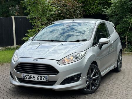 FORD FIESTA VAN 1.5 TDCi Sport Panel Van 3dr